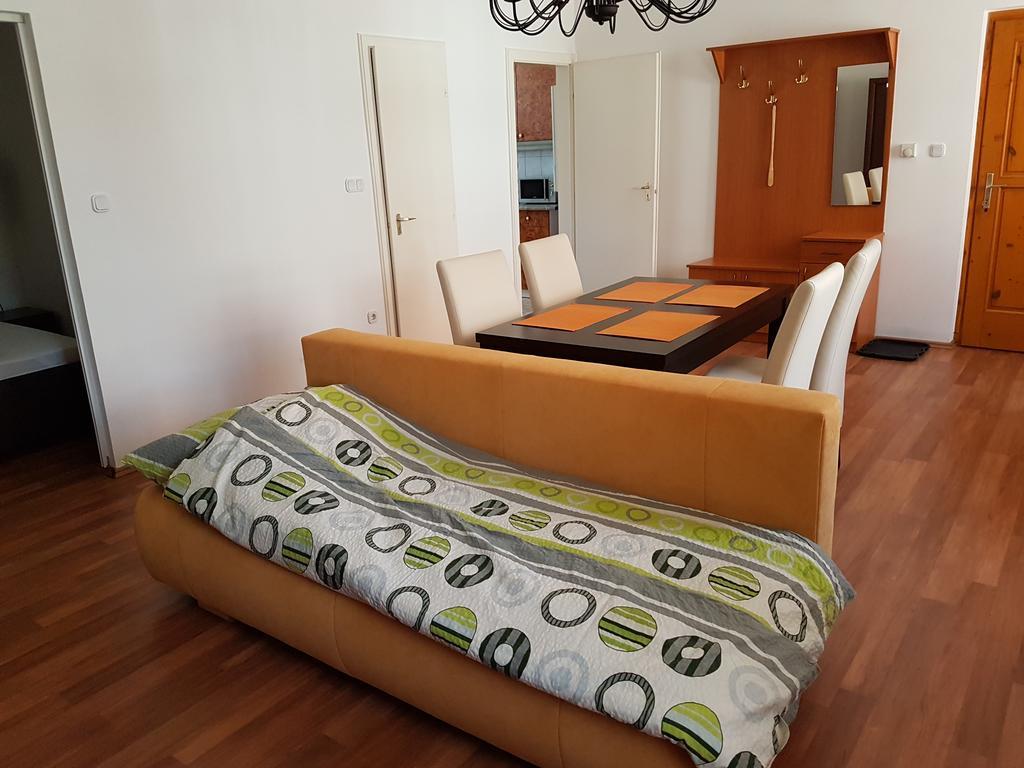 Apartman Kaszas Central Mosonmagyaróvár エクステリア 写真